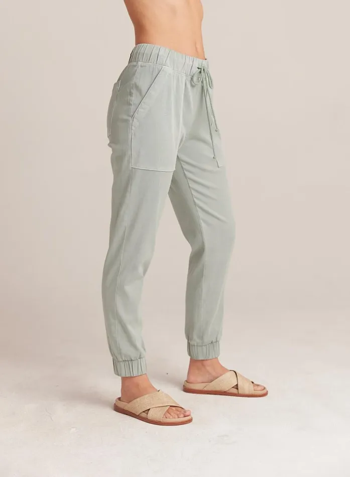 Bella Dahl Pocket Jogger 8211 Oasis Green Women Joggers Bella Dahl Pocket Jogger 8211 Oasis Green Women Joggers