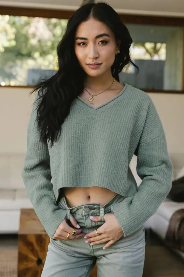 Bohme Tops Lyra VNeck Sweater In Sage Sage 8211 Women