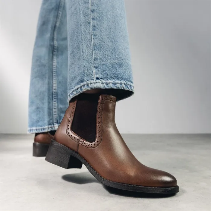Chelsea Boots Women Moda In Pelle Millia Tan Leather
