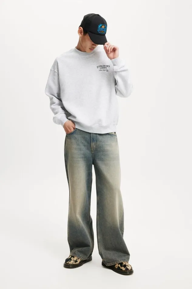 Cotton On Sweats and Hoodies Box Fit Graphic Crew Sweater Grey Marlelonghorn Country Star 8211 Men Cotton On Sweats and Hoodies Box Fit Graphic Crew Sweater Grey Marlelonghorn Country Star 8211 Men