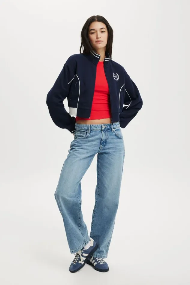 Cotton On SweatsandHoodies Graphic Cropped Zip Through Co Crest Winter Night 8211 Women Cotton On SweatsandHoodies Graphic Cropped Zip Through Co Crest Winter Night 8211 Women