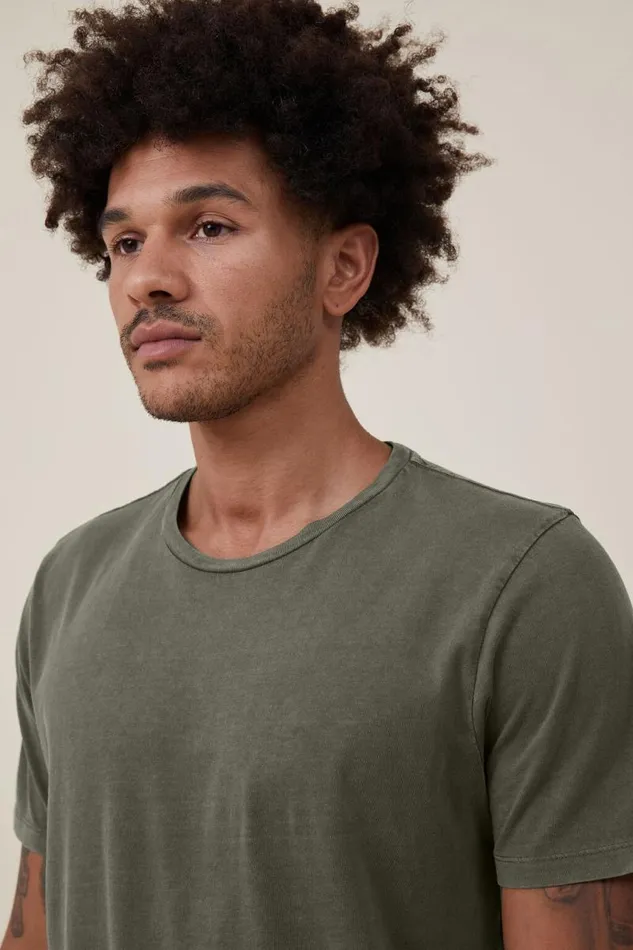 Cotton On Tees and Tanks Organic Regular Fit Crew TShirt Military 8211 Men Cotton On Tees and Tanks Organic Regular Fit Crew TShirt Military 8211 Men