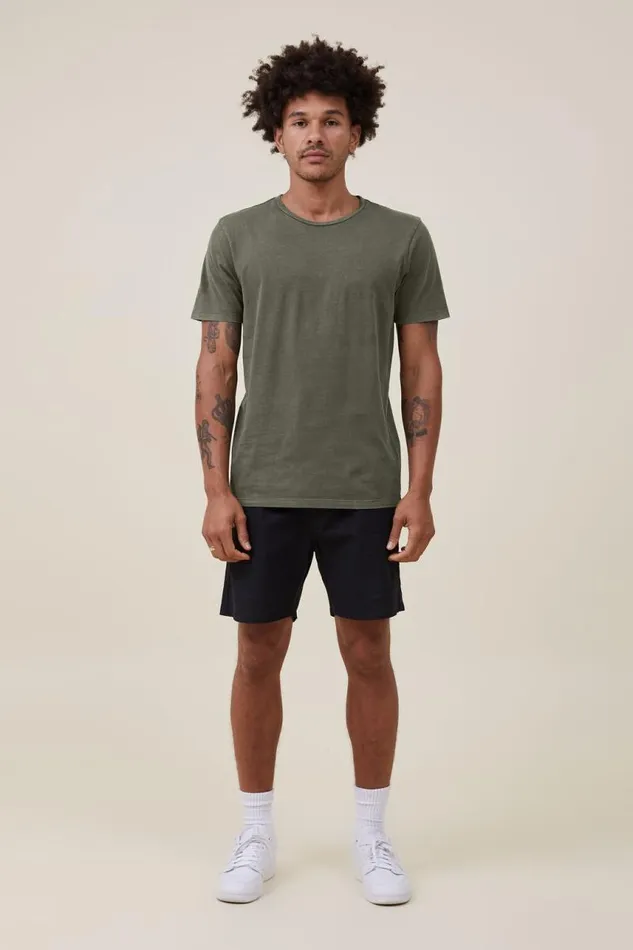 Cotton On Tees and Tanks Organic Regular Fit Crew TShirt Military 8211 Men Cotton On Tees and Tanks Organic Regular Fit Crew TShirt Military 8211 Men