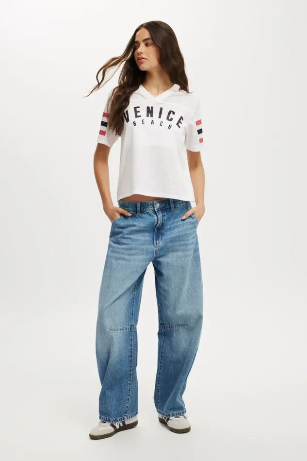 Cotton On Tops V Neck Regular Cropped Graphic Tee Venice Beach 8211 Women Cotton On Tops V Neck Regular Cropped Graphic Tee Venice Beach 8211 Women