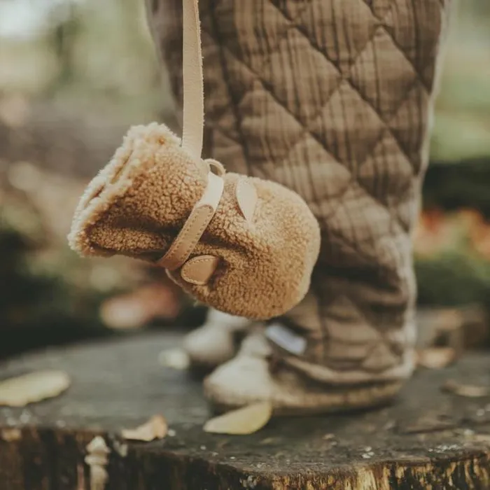 Donsje Amsterdam Accessories Baby Richy Mittens Light Maple Curly Faux Fur