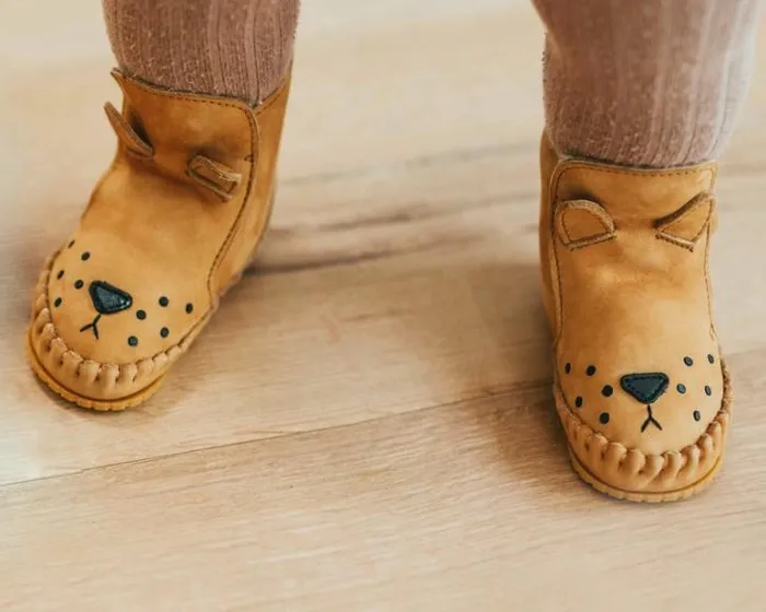 Donsje Amsterdam Shoes Baby Kapi Classic Booties Caramel Nubuck