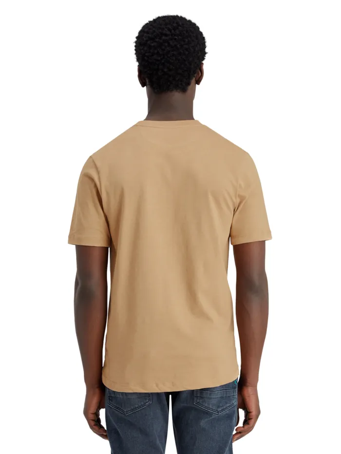 Essential Regular Fit Logo Tshirt Desert Sand Men Scotch and Soda Essentials Essential Regular Fit Logo Tshirt Desert Sand Men Scotch and Soda Essentials