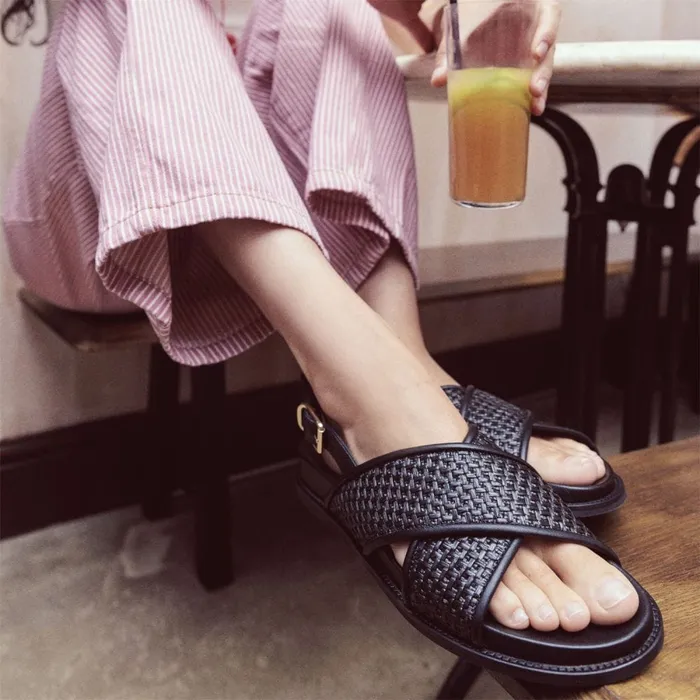 Flat Sandals Women Moda In Pelle Olympe Black Leather