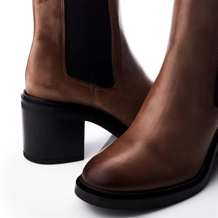 Heeled And Wedge Boots Women Moda In Pelle Blissie Taupe Leather