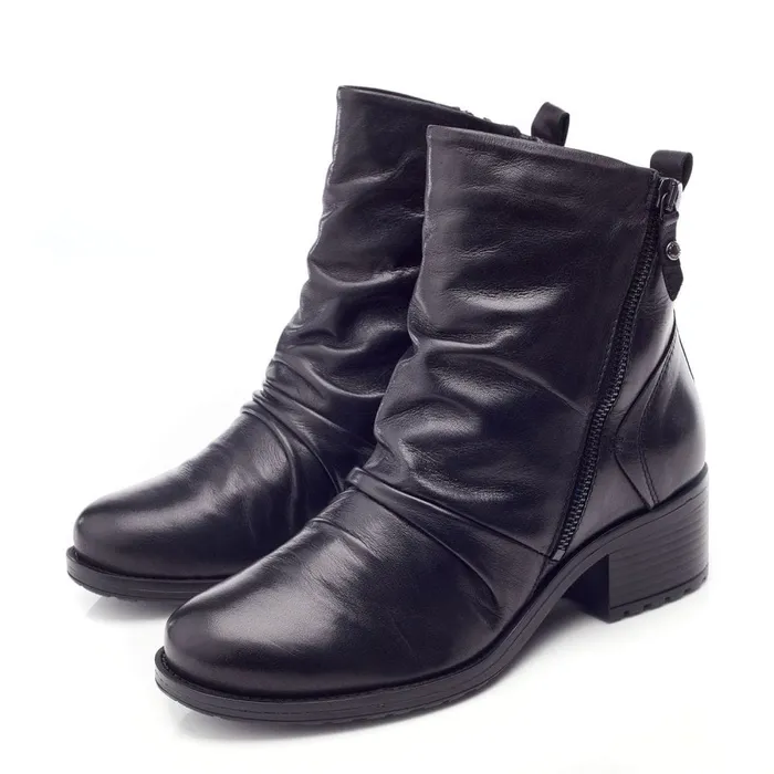 Heeled And Wedge Boots Women Moda In Pelle Onika Black Leather