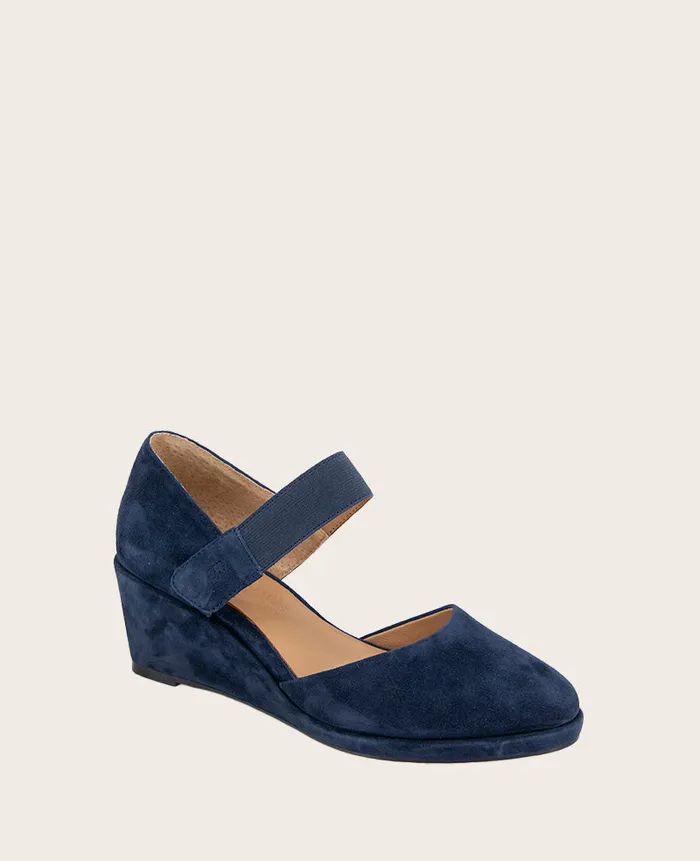 Kenneth Cole Sandals and Wedges Women GENTLE SOULS Oriana Suede Wedge Navy Suede Kenneth Cole Sandals and Wedges Women GENTLE SOULS Oriana Suede Wedge Navy Suede
