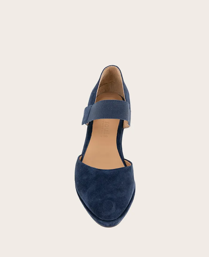 Kenneth Cole Sandals and Wedges Women GENTLE SOULS Oriana Suede Wedge Navy Suede Kenneth Cole Sandals and Wedges Women GENTLE SOULS Oriana Suede Wedge Navy Suede