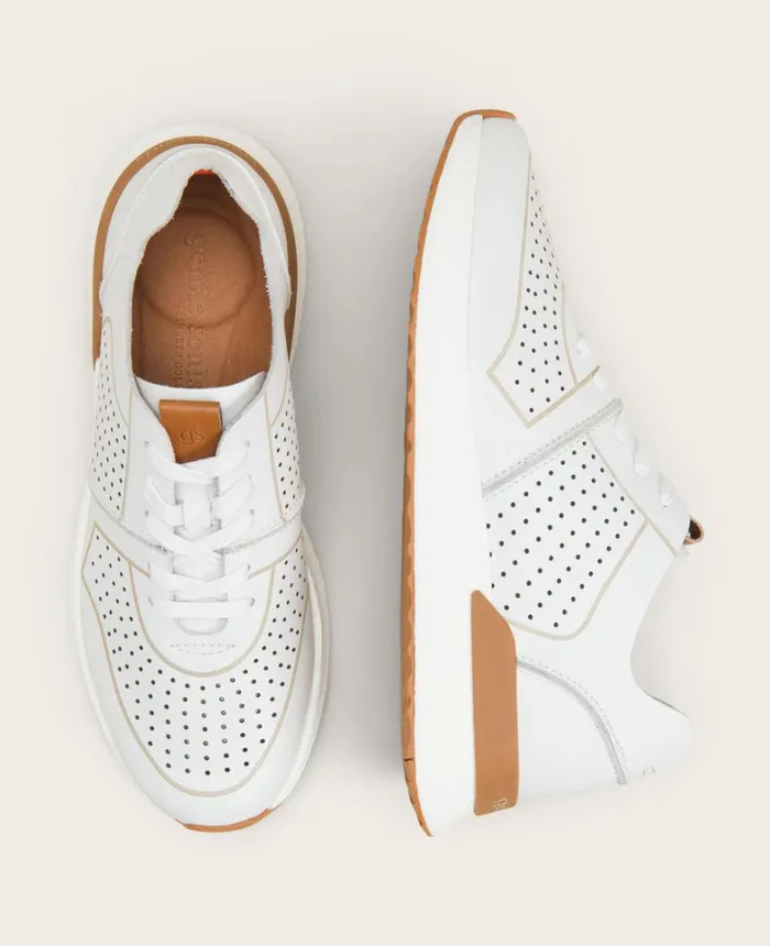Kenneth Cole Sneakers Men GENTLE SOULS Laurence Jogger Sneaker White Kenneth Cole Sneakers Men GENTLE SOULS Laurence Jogger Sneaker White