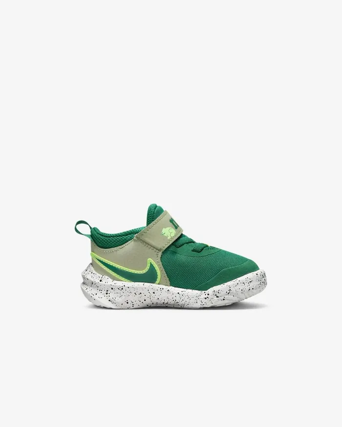 Kids Nike Team Hustle D 10 Lil MalachiteHoneydewGhost GreenMalachite Nike Shoes 70 and Under