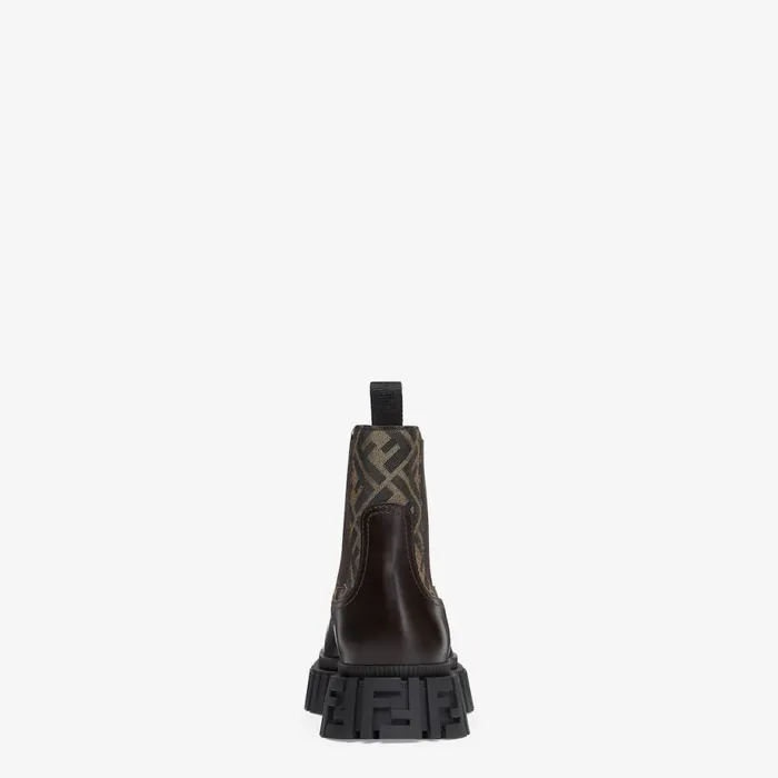 Man Brown Leather Chelsea Boots Brown Fendi Lace Ups and Boots