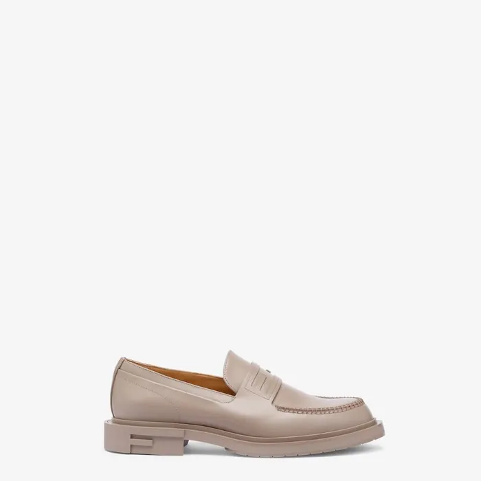 Man Dove Grey Leather Loafers Grey Fendi Loafers and Mocassins