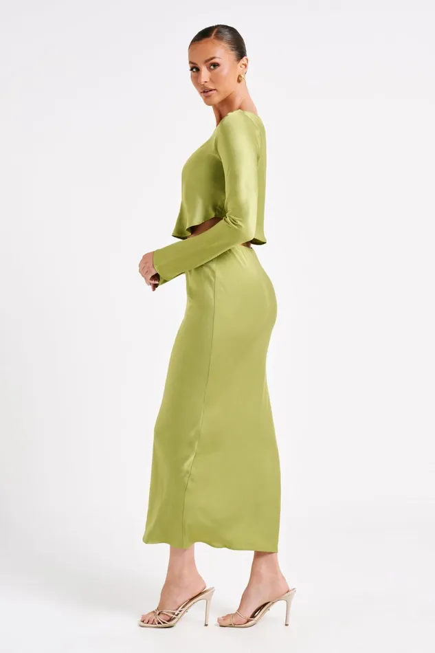 Meshki Skirts Violeta Satin Maxi Skirt 8211 Parakeet Green Parakeetgreen 8211 Women Meshki Skirts Violeta Satin Maxi Skirt 8211 Parakeet Green Parakeetgreen 8211 Women