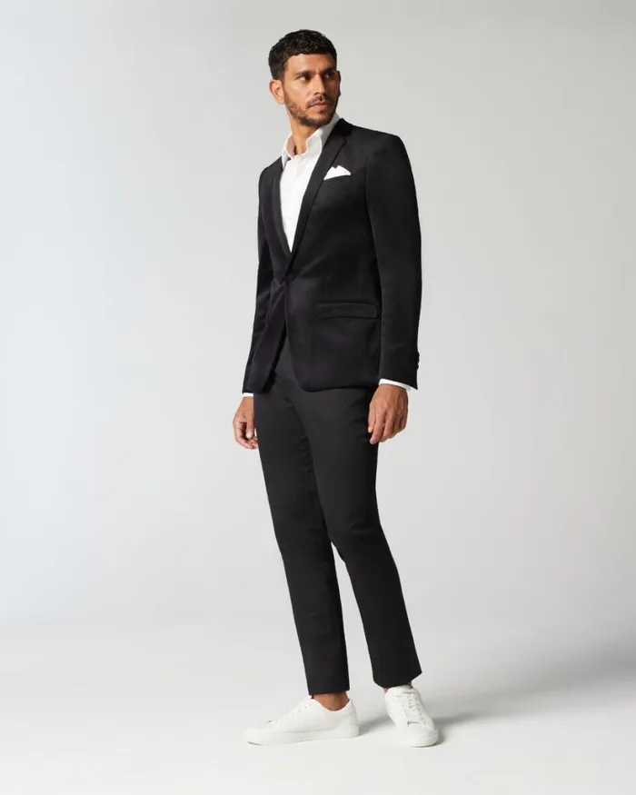 Politix Tuxedos Men Slim Fit Detachable Shawl Collar Velvet Tuxedo Jacket Black