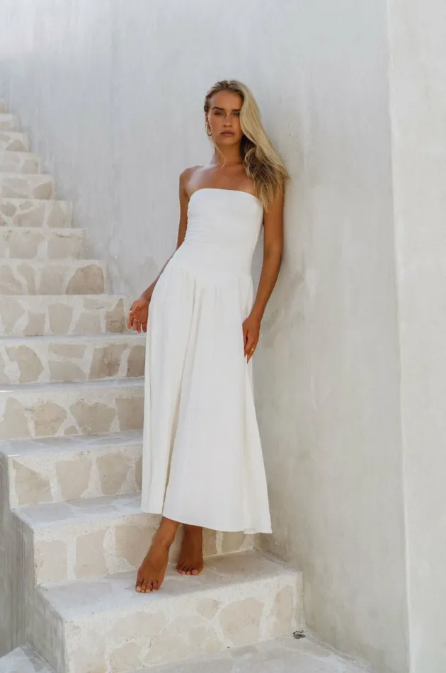 RESA Vacation Mackenzie Dress In White Linen 8211 Women