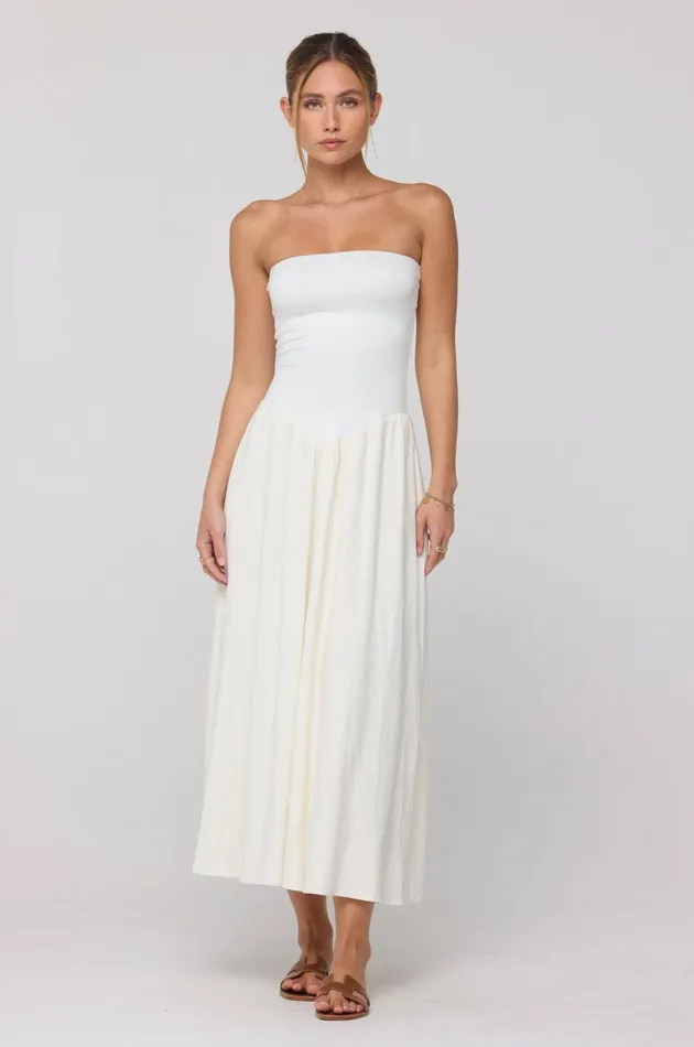 RESA Vacation Mackenzie Dress In White Linen 8211 Women