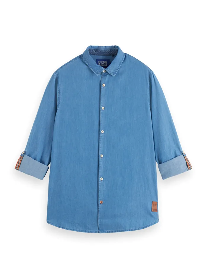 Smart Indigo Lightweight Denim Shirt With Sleeve Adjusters Washed Indigo Men Scotch and Soda Shirts Smart Indigo Lightweight Denim Shirt With Sleeve Adjusters Washed Indigo Men Scotch and Soda Shirts