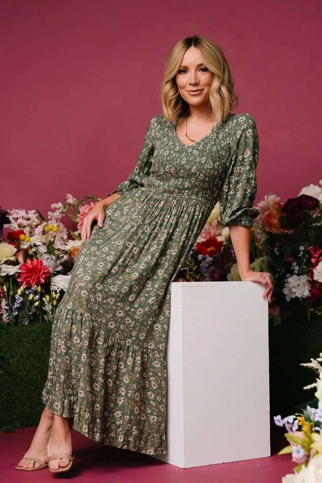 Tarryn Smocked Midi Dress Olive Floral Women Baltic Born Midi Dresses Tarryn Smocked Midi Dress Olive Floral Women Baltic Born Midi Dresses