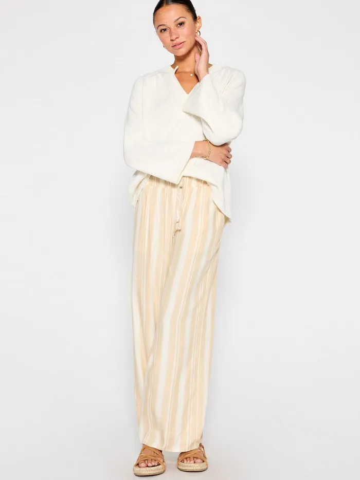 The Riley Sweater Chalk Women Brochu Walker Sweaters