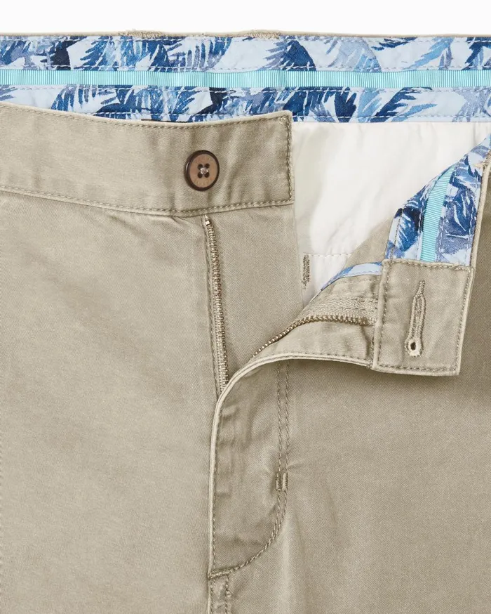 Tommy Bahama Boracay 10Inch Cargo Shorts Bala Shark Men Shorts Tommy Bahama Boracay 10Inch Cargo Shorts Bala Shark Men Shorts