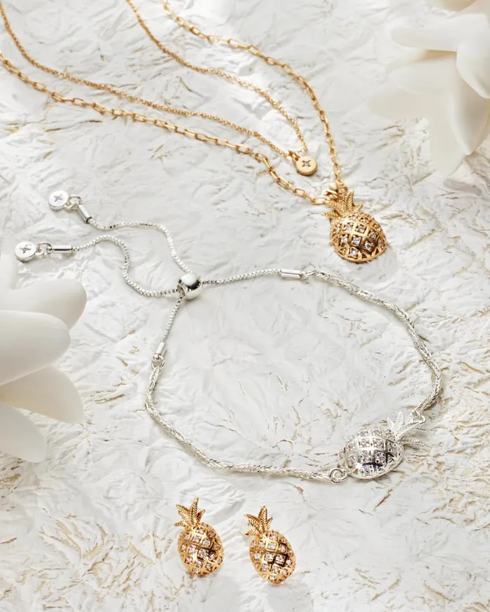 Tommy Bahama Crystal Collection Gold Pineapple Layered Necklace Gold Women Jewelry Collections Tommy Bahama Crystal Collection Gold Pineapple Layered Necklace Gold Women Jewelry Collections