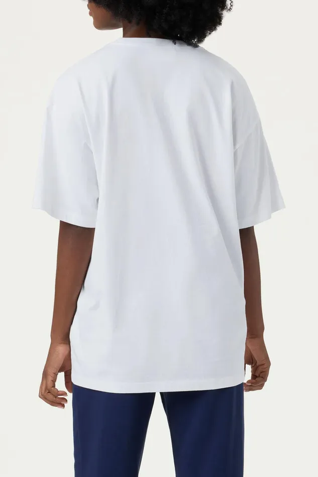 Tops and TShirts Men Fila Classic Relaxed Tee 100 White Tops and TShirts Men Fila Classic Relaxed Tee 100 White