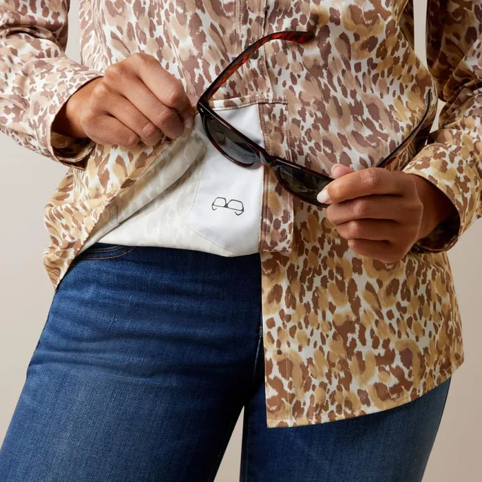 Western VentTEK Stretch Shirt Sophia Leopard Print Women Ariat TShirts and Tops