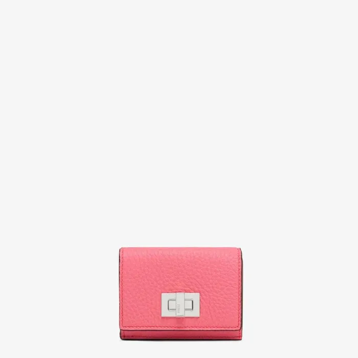 Woman Pink Leather Wallet Pink Fendi Wallets