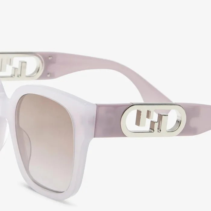 Woman Transparent Lilac Acetate Sunglasses Purple Fendi Sunglasses