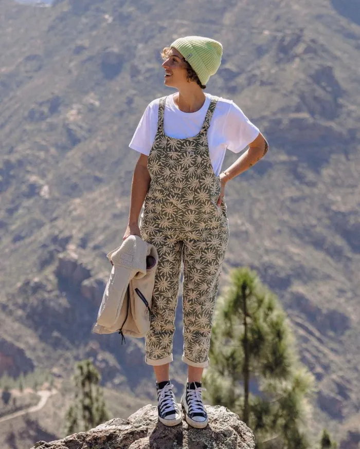 Women Bottoms Passenger Meadows Organic Cotton Cord Dungarees Seaweed Pistachio Seaweed Pistachio