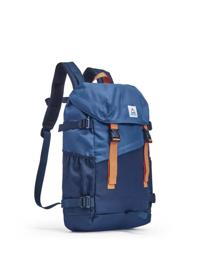WomenMen Backpacks and Bags Passenger Boondocker Recycled 26L Backpack Dark Denim Deep Navy Dark Denim Deep Navy