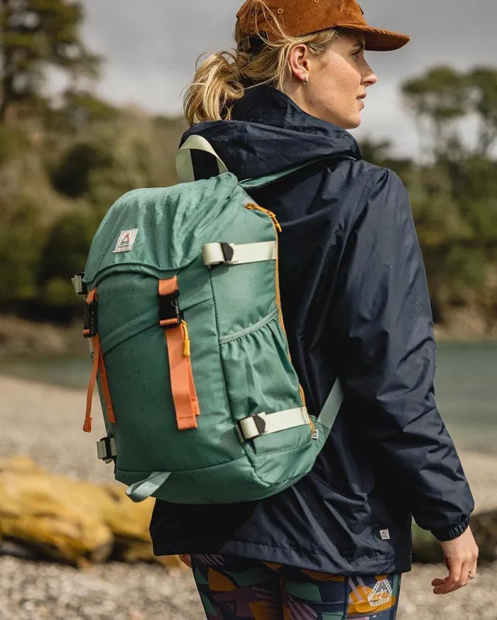 WomenMen Backpacks and Bags Passenger Boondocker Recycled 26L Backpack Deep Sea Deep Sea