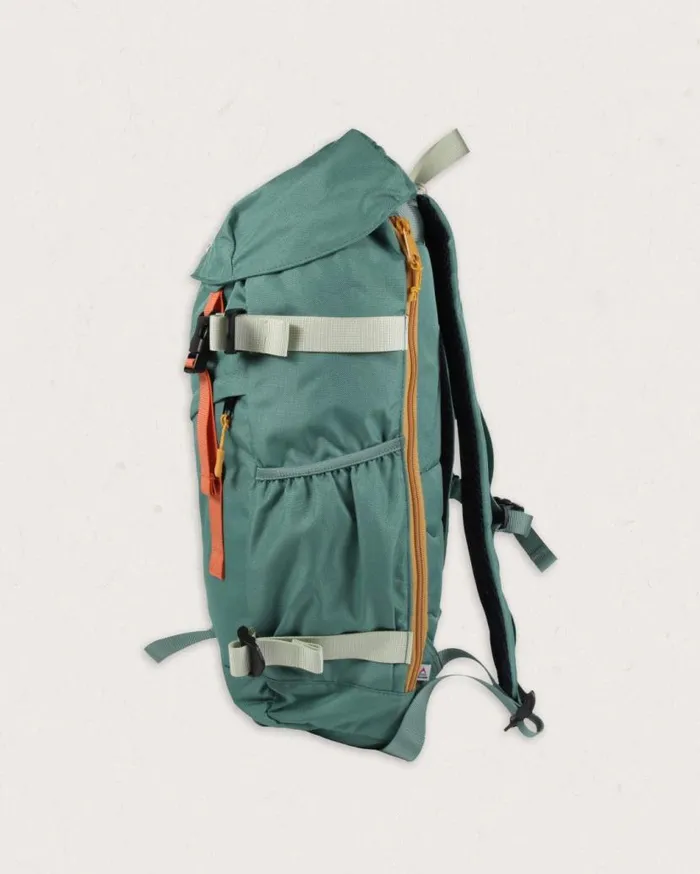 WomenMen Backpacks and Bags Passenger Boondocker Recycled 26L Backpack Deep Sea Deep Sea