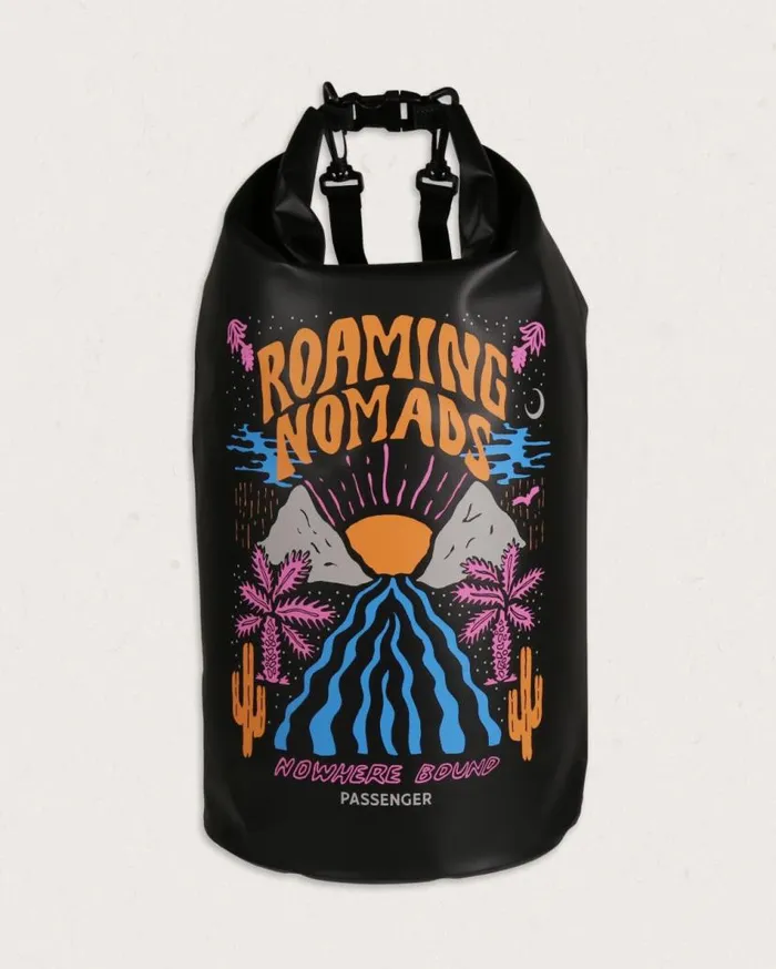 WomenMen Backpacks and Bags Passenger Tide 30L Recycled Dry Bag Roaming Nomads Roaming Nomads