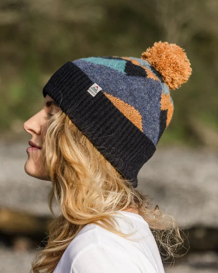 WomenMen Beanies Passenger Scenic Recycled Bobble Hat Scenic Navy Scenic Navy