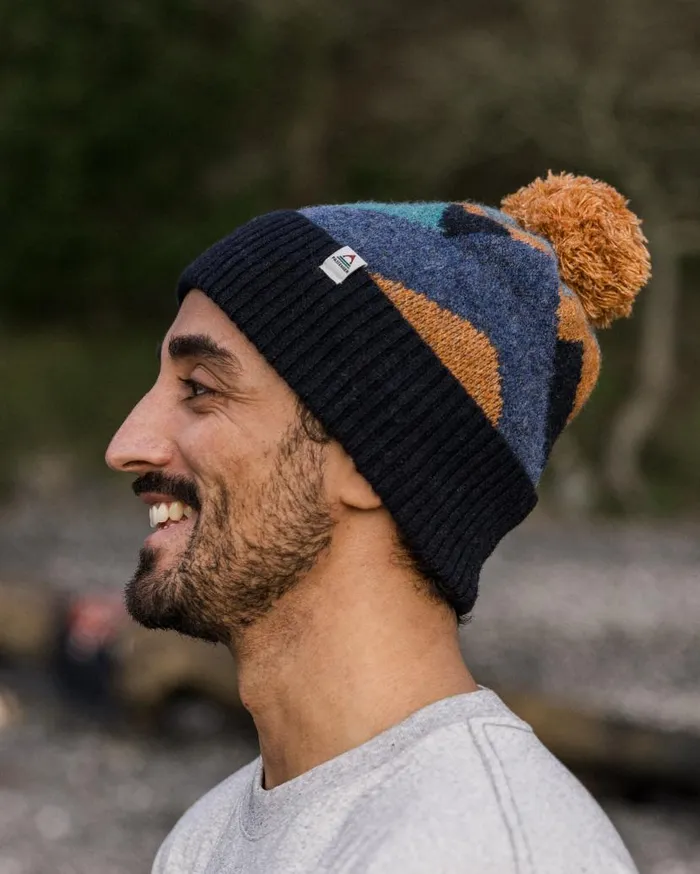 WomenMen Beanies Passenger Scenic Recycled Bobble Hat Scenic Navy Scenic Navy