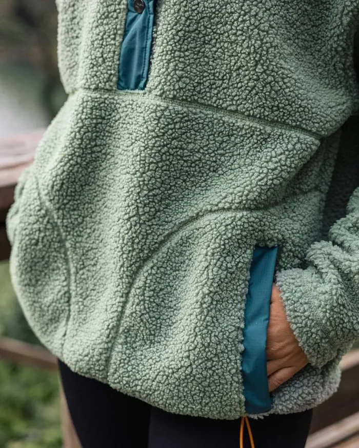 Women Tops Passenger Calla Hooded Recycled PolarLined Fleece Pistachio Pistachio