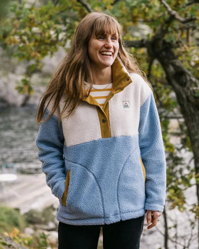 Women Tops Passenger Create Recycled DeepPile Sherpa Fleece Blue Fog Blue Fog