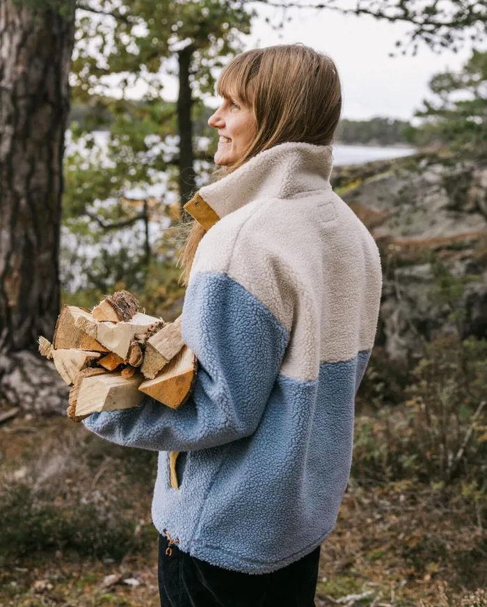 Women Tops Passenger Create Recycled DeepPile Sherpa Fleece Blue Fog Blue Fog