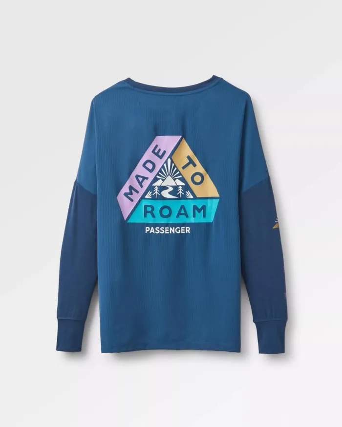 Women Tops Passenger Lotus Recycled Active LS Top Dark Denim Dark Denim